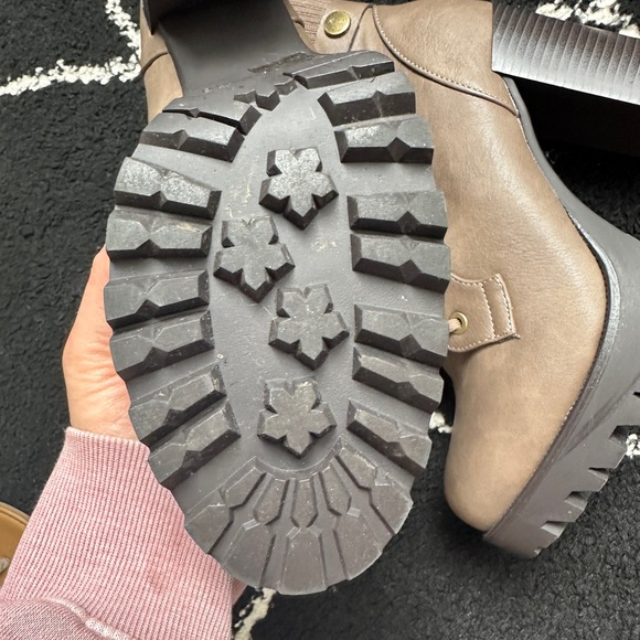 Dream Pairs Brown Khaki Beige Leather Combat Heeled Moto Boots - Picture 7 of 8